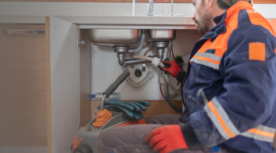Professional Tankless Water Heater Installation in Gem, KS